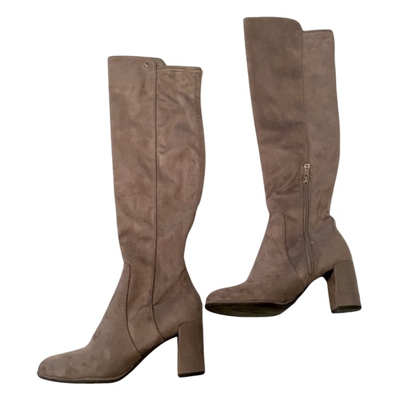 Liz Claiborne Boots - Picture 2 of 5